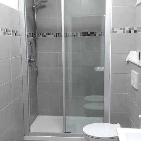 Residenza Lux Fronte Mare Apartamento Vado Ligure