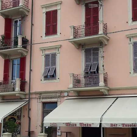 Apartamento Residenza Lux Fronte Mare Vado Ligure