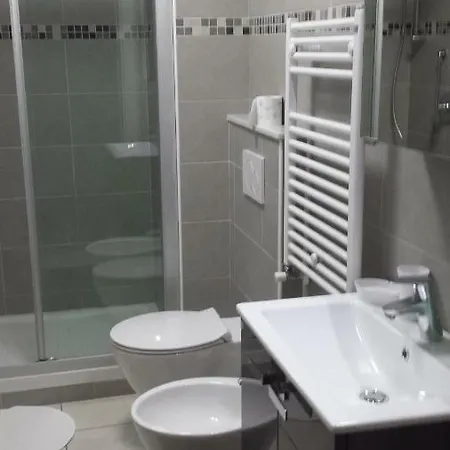 Residenza Lux Fronte Mare Vado Ligure