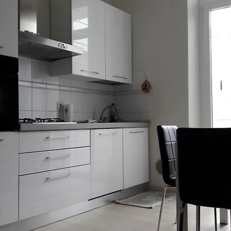 Residenza Lux Fronte Mare 公寓 *