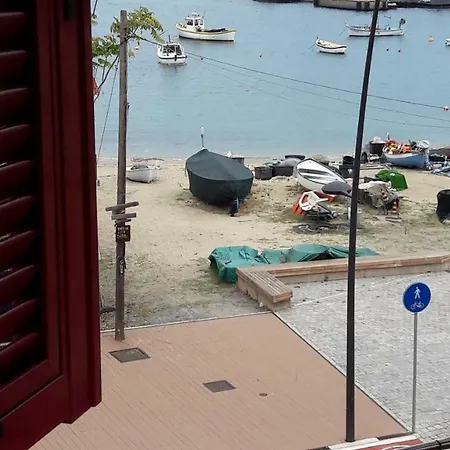 Residenza Lux Fronte Mare 公寓 瓦多利古雷